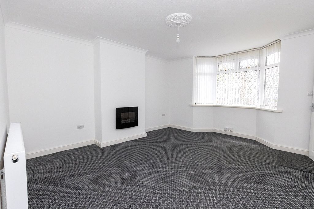 Property photo 3 of 18 Picture No. 16