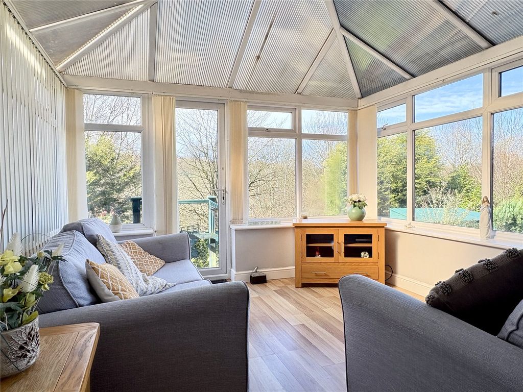 Property photo 3 of 15 Conservatory