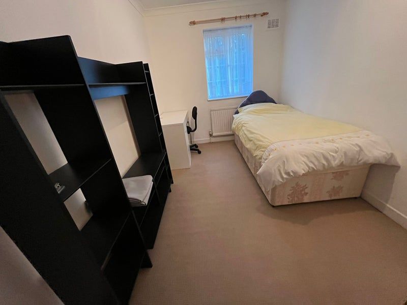 Property photo 1 of 5