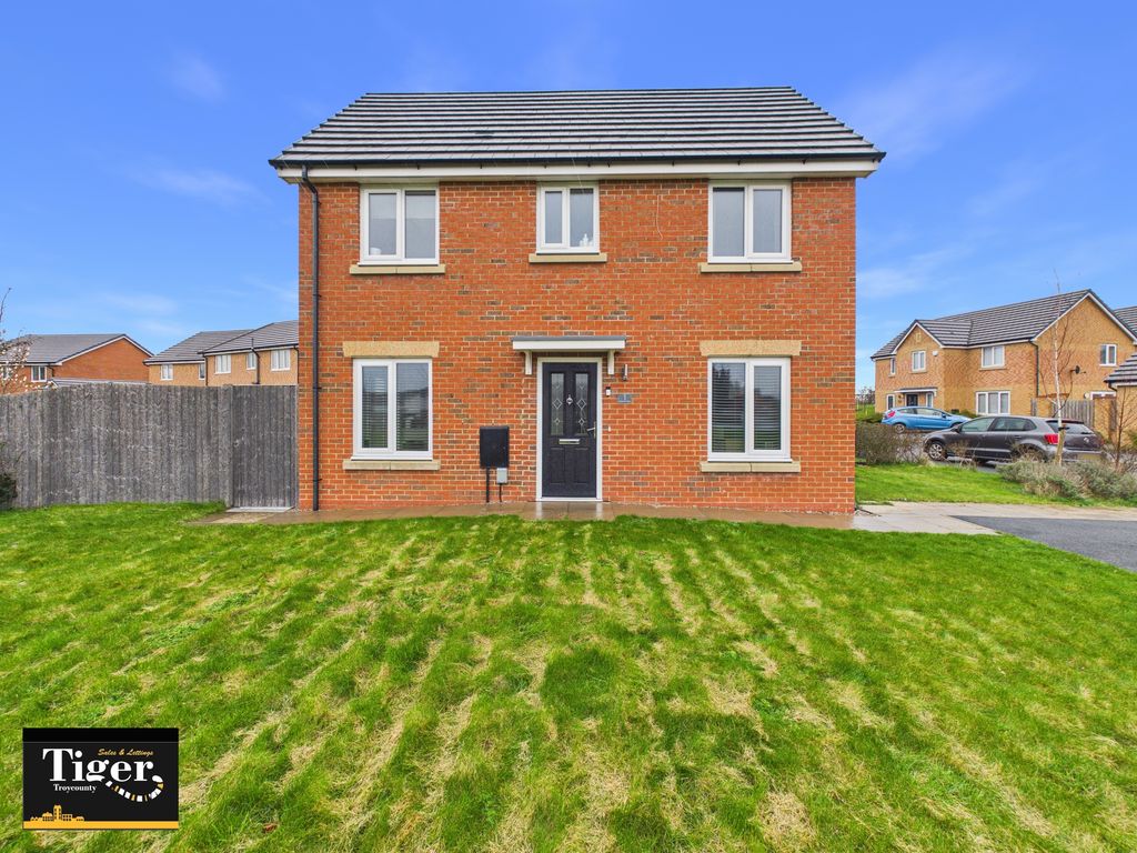 Property photo 2 of 27 Cam03440G0-Pr0561-Still042