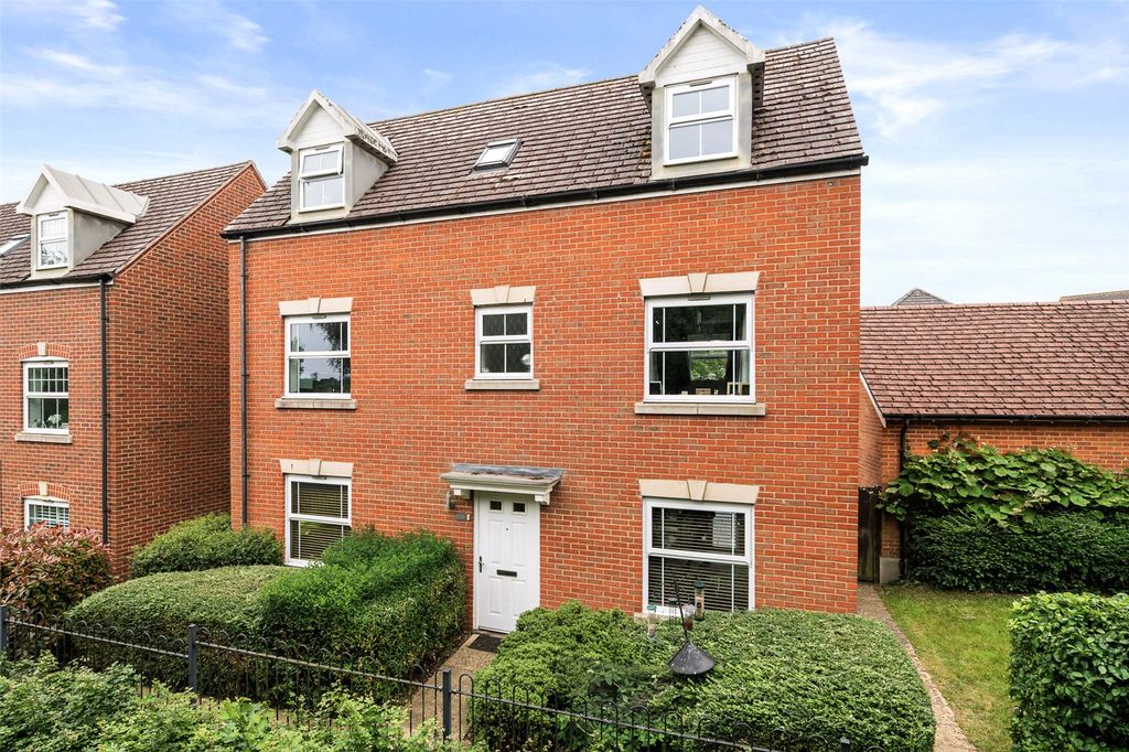 Property photo 1 of 20 Picture No. 02