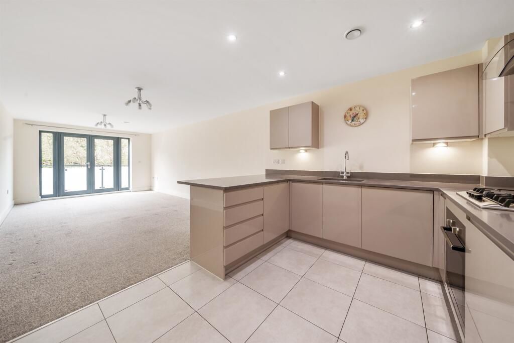 Property photo 3 of 13 Photo 9