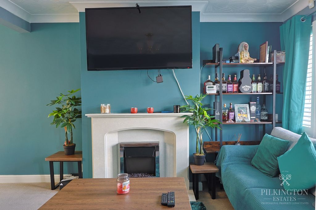 Property photo 3 of 16 5150476