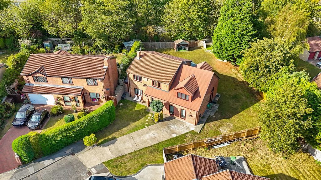 Property photo 1 of 38