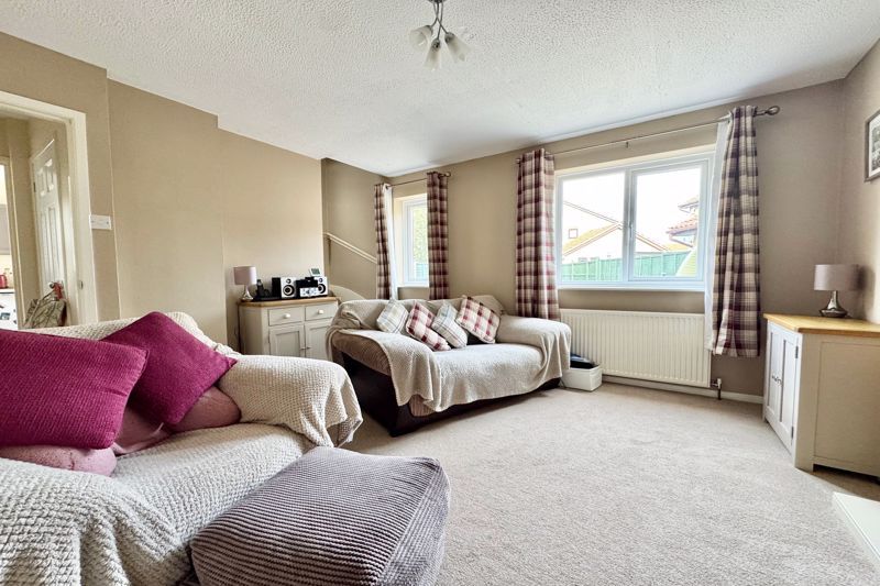 Property photo 2 of 10 Lounge