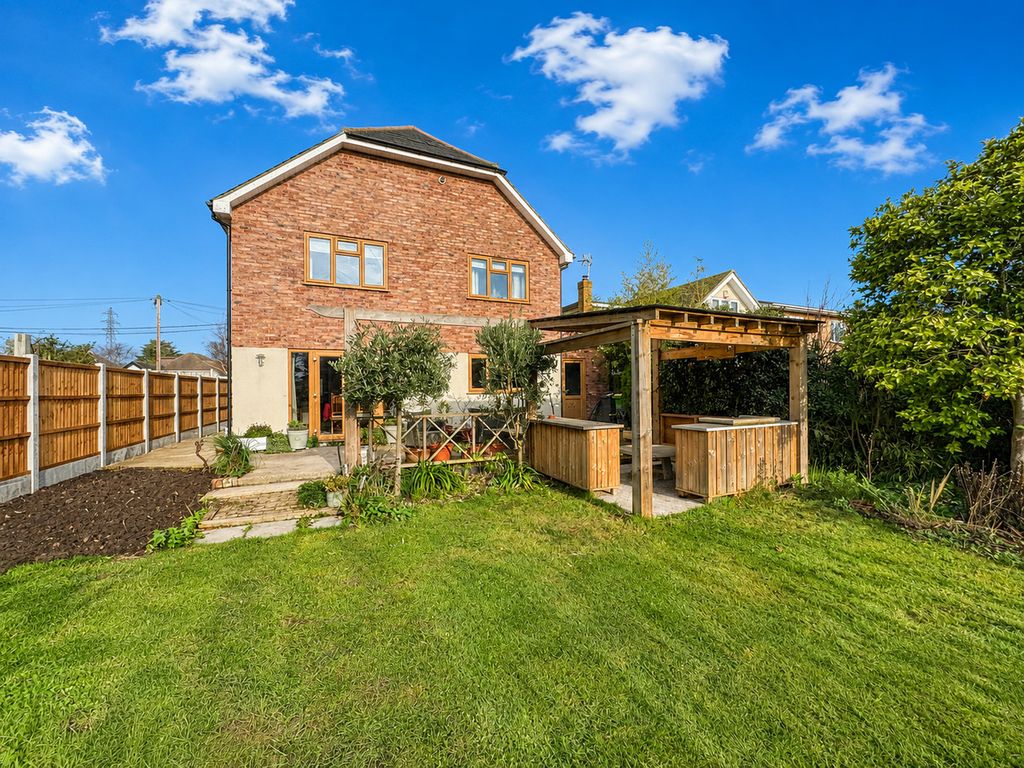 Property photo 2 of 44