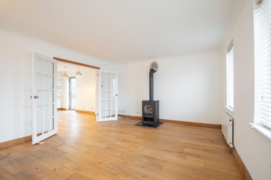 Property photo 2 of 19 50D St Stephens Rd-10