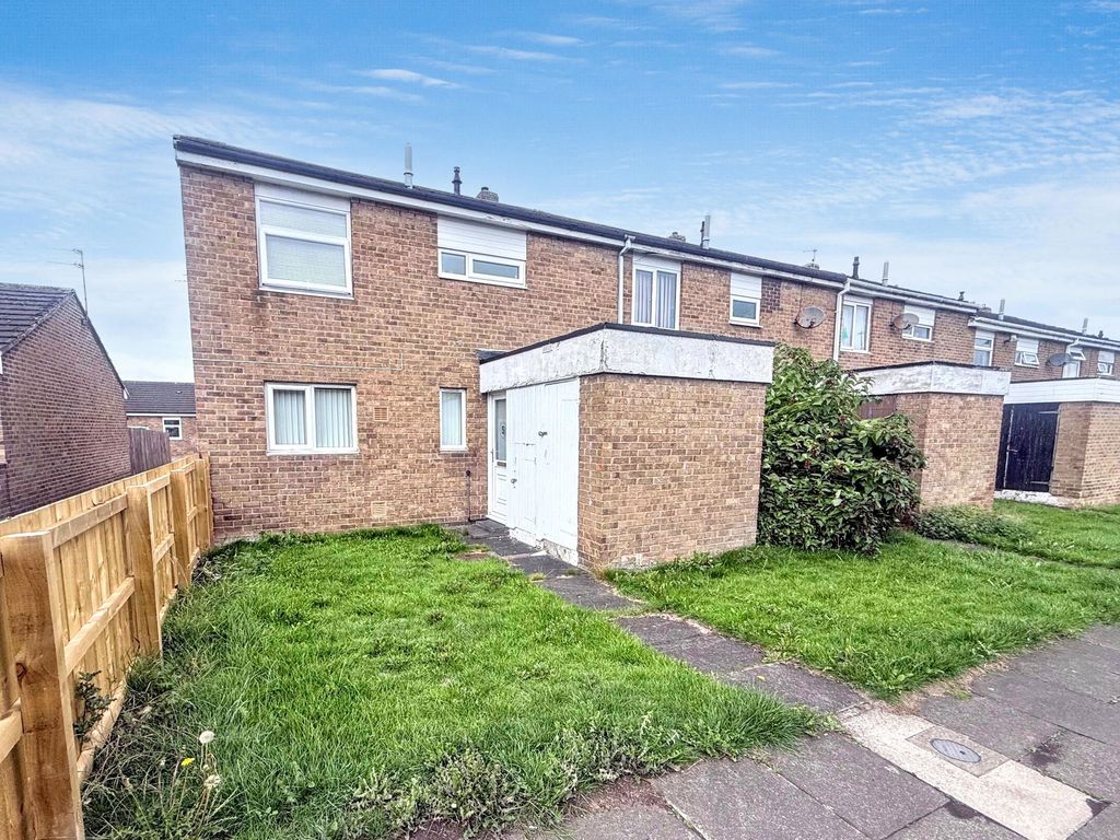 Property photo 1 of 11