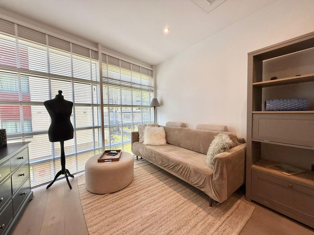 Property photo 2 of 15 Gallery