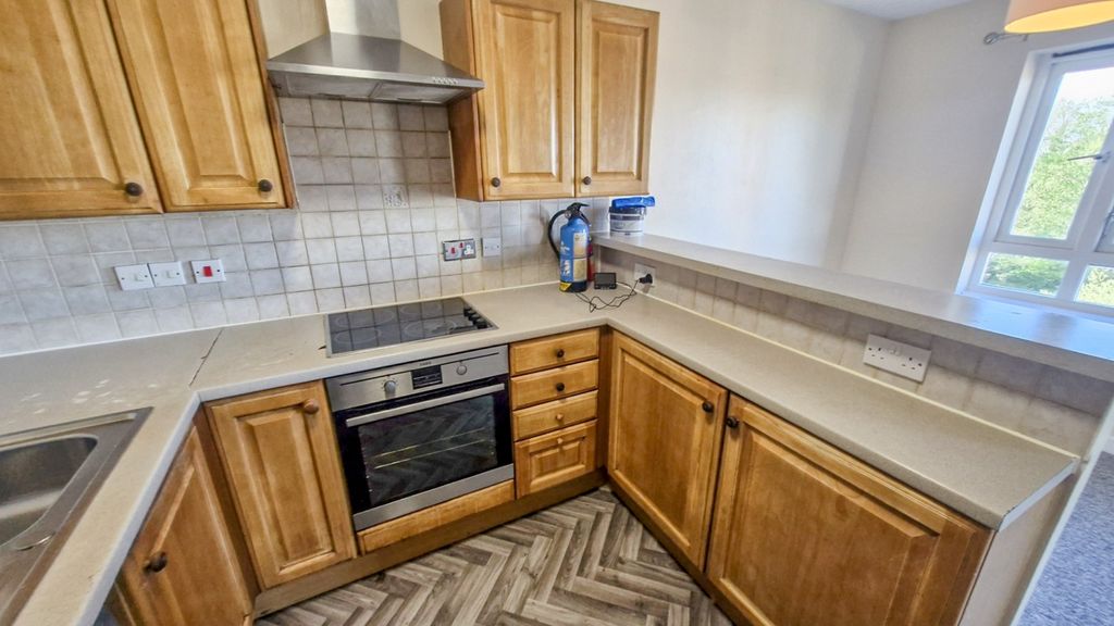 Property photo 2 of 9 Mead5