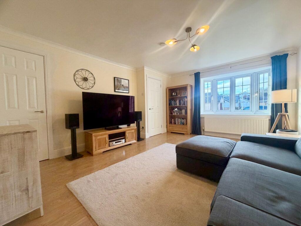 Property photo 3 of 18