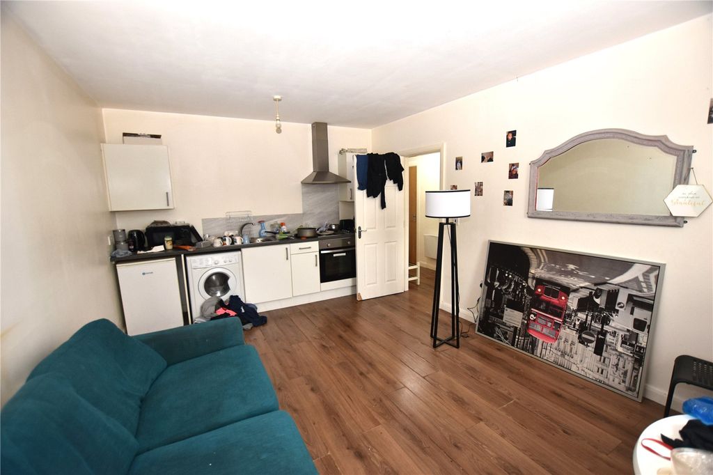 Property photo 2 of 9 Picture No. 02