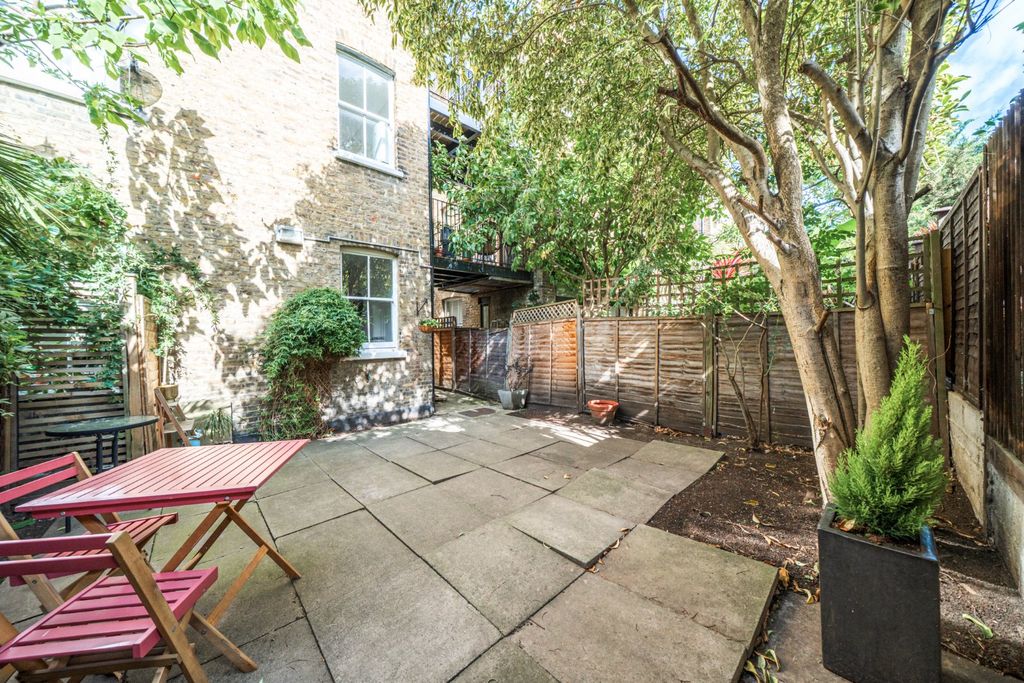 Property photo 3 of 14 Picture No. 07