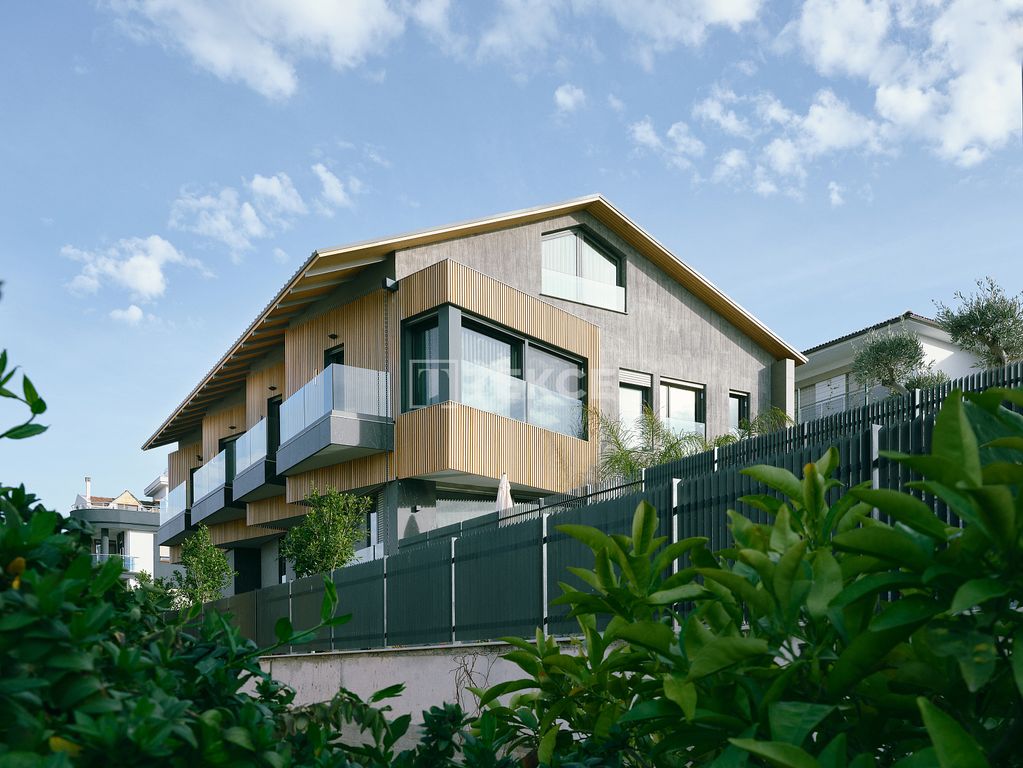 Property photo 3 of 40