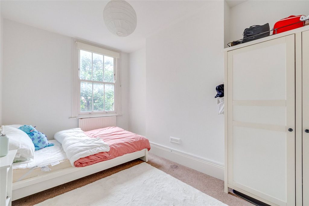 Property photo 3 of 13 Picture No. 05