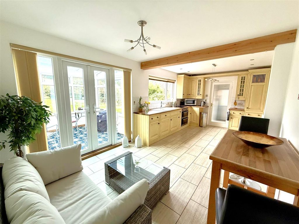 Property photo 3 of 17 3..Jpg