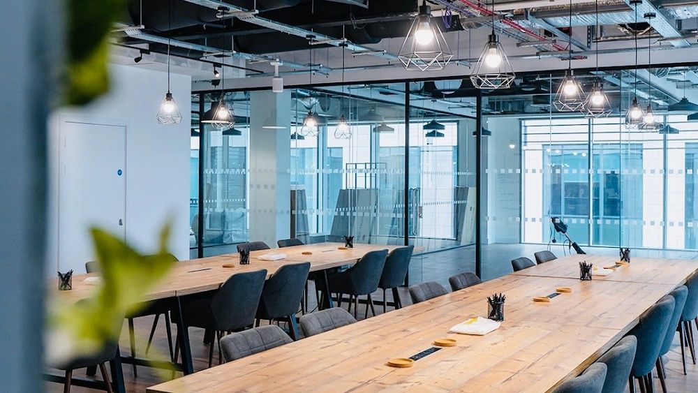 Property photo 2 of 16 Breakout Space