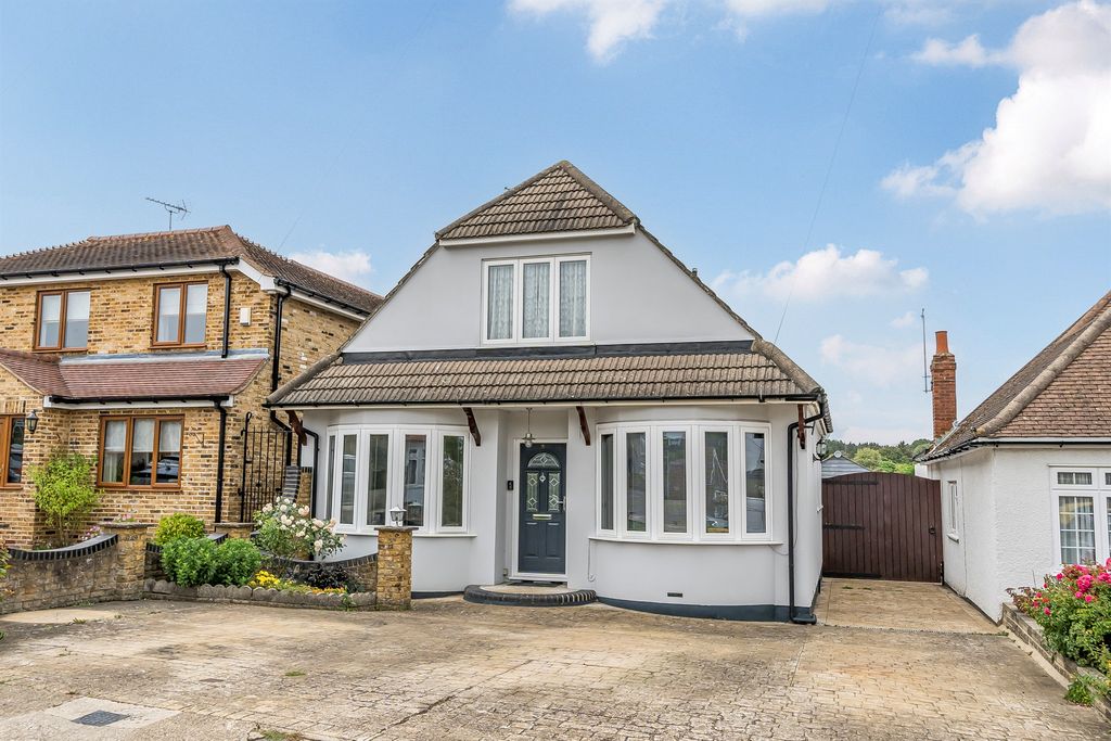 Property photo 1 of 12