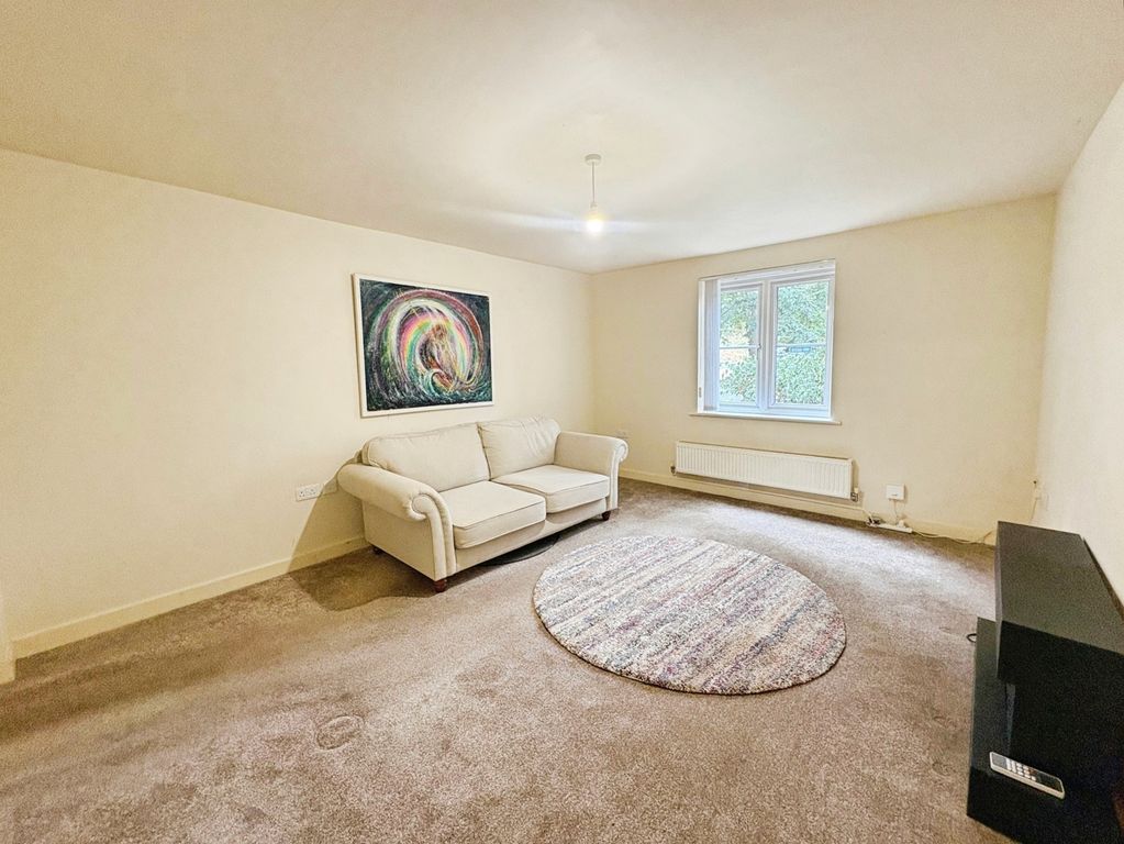 Property photo 2 of 7 Lounge