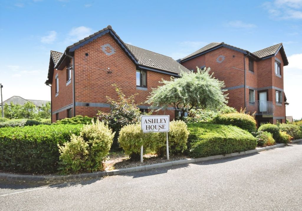 Property photo 1 of 6 Main General View Of Building
