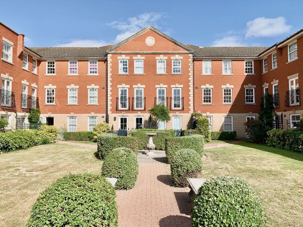 Property photo 1 of 12