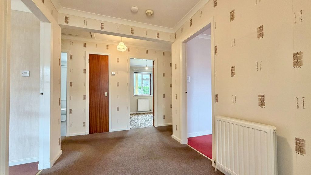 Property photo 3 of 24