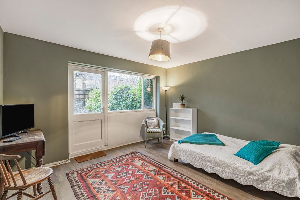 Property photo 1 of 10 Picture No. 01