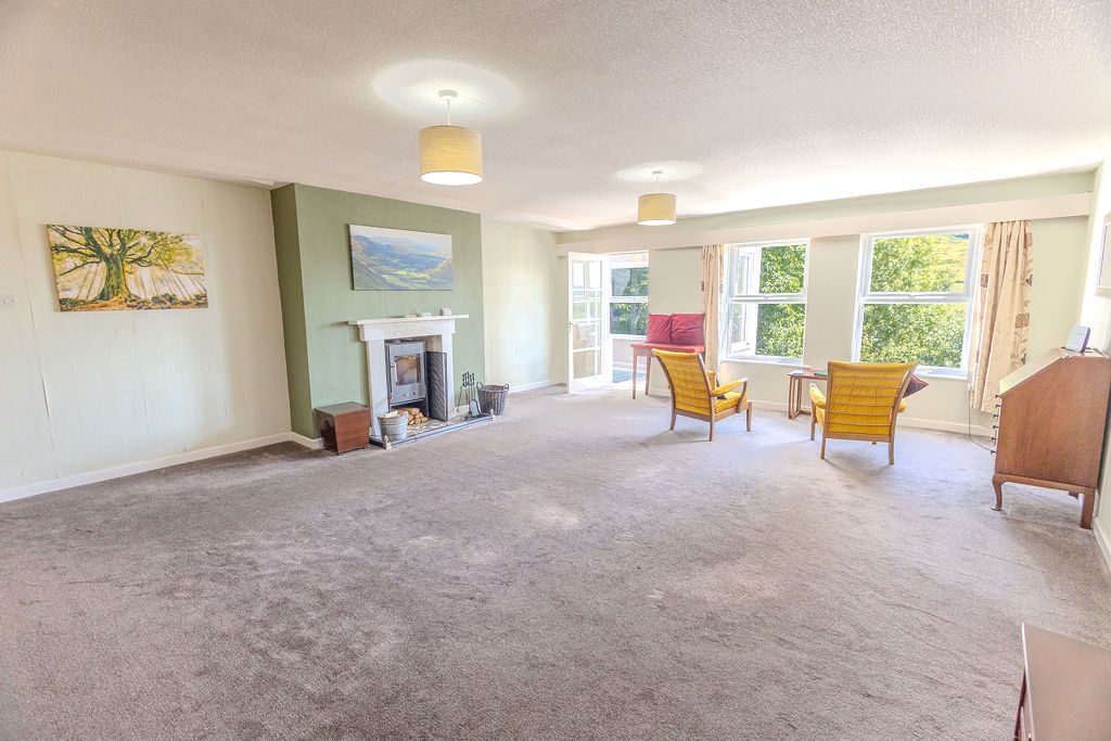 Property photo 1 of 31