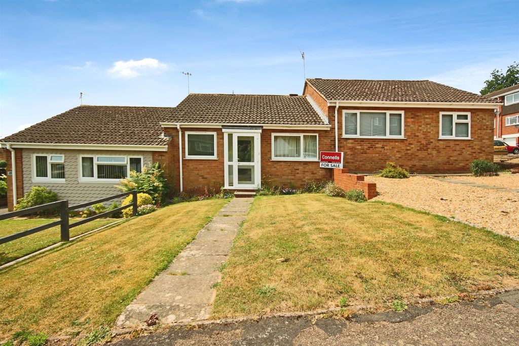 Property photo 1 of 16