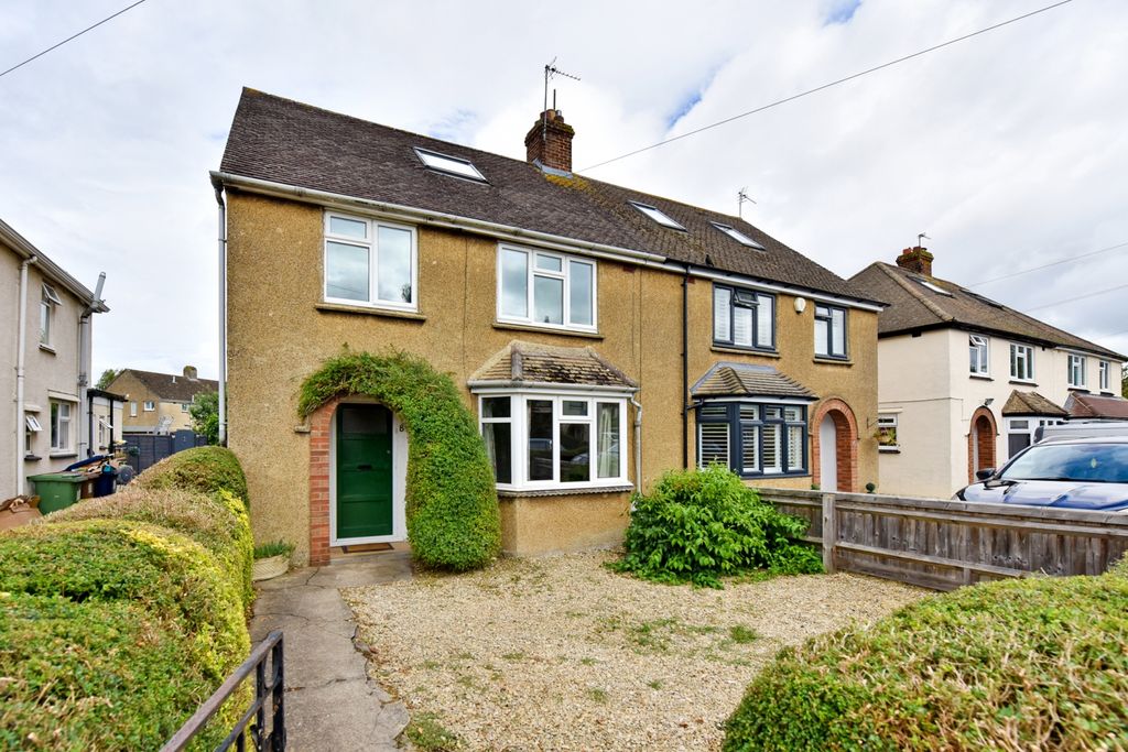Property photo 1 of 10 External