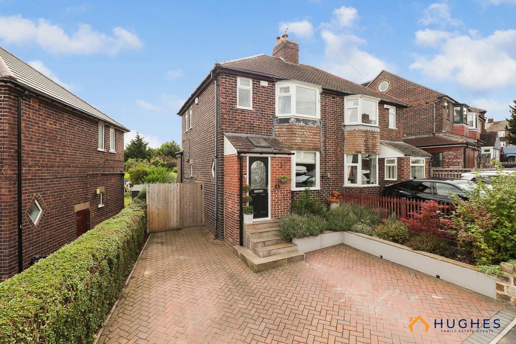 Property photo 1 of 30