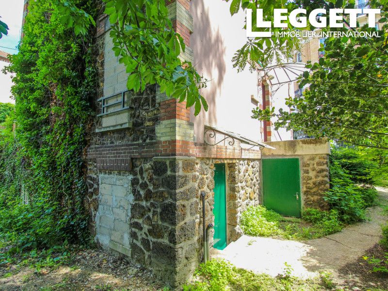 Property photo 1 of 10