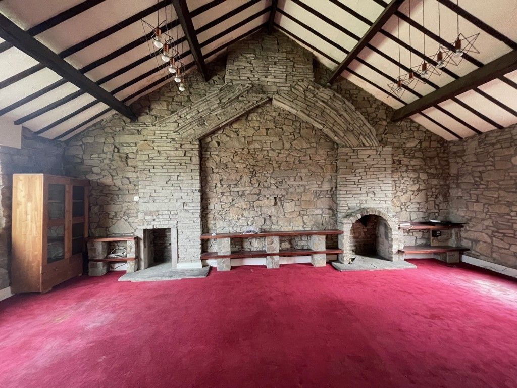 Property photo 3 of 12 Photo 9