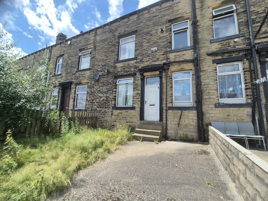 Property photo 1 of 8 Front