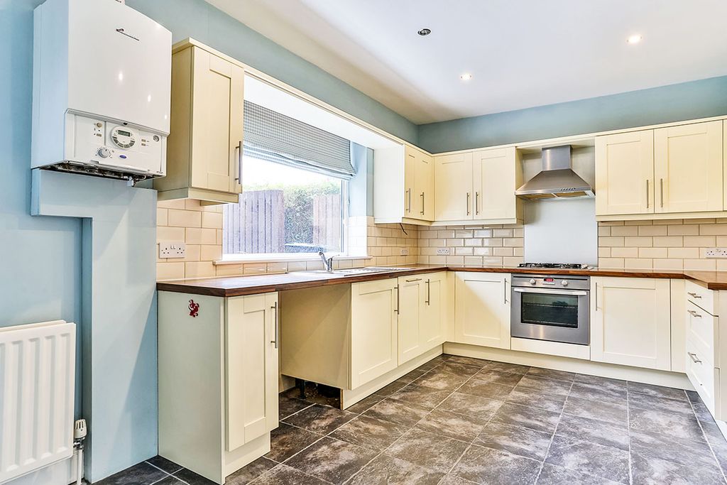 Property photo 2 of 9 Main Page