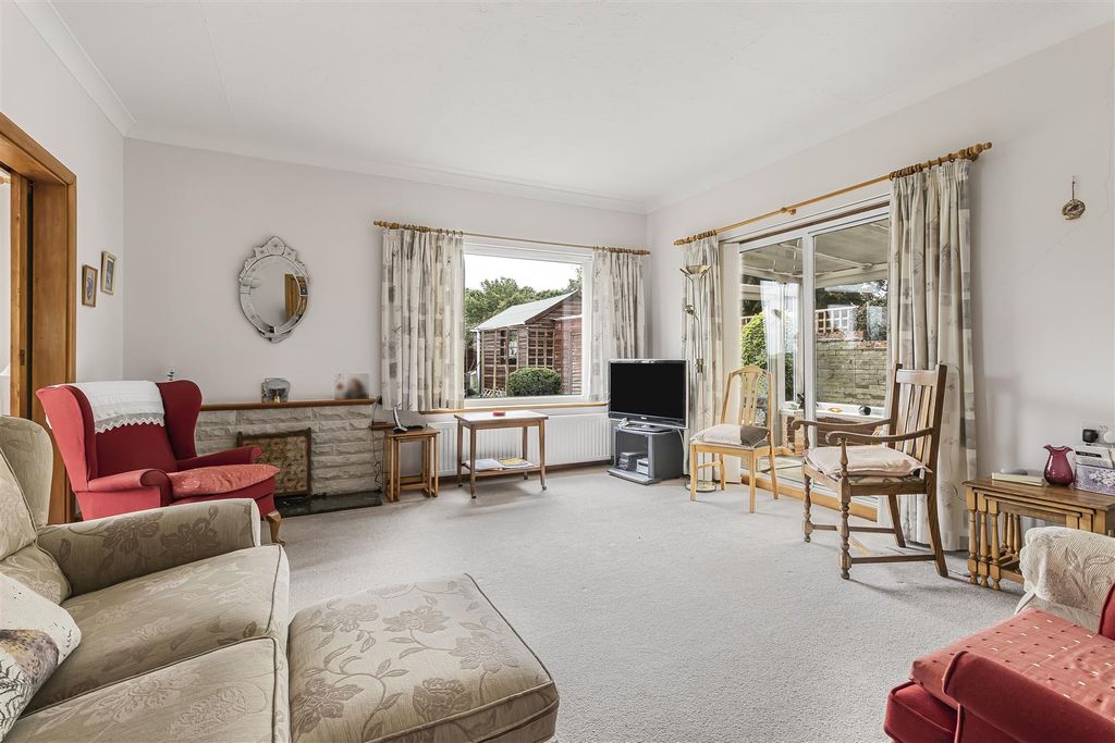 Property photo 2 of 16 25_61338.Jpg