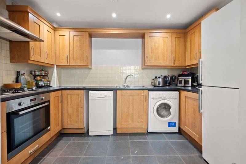 Property photo 2 of 11 Photo 8