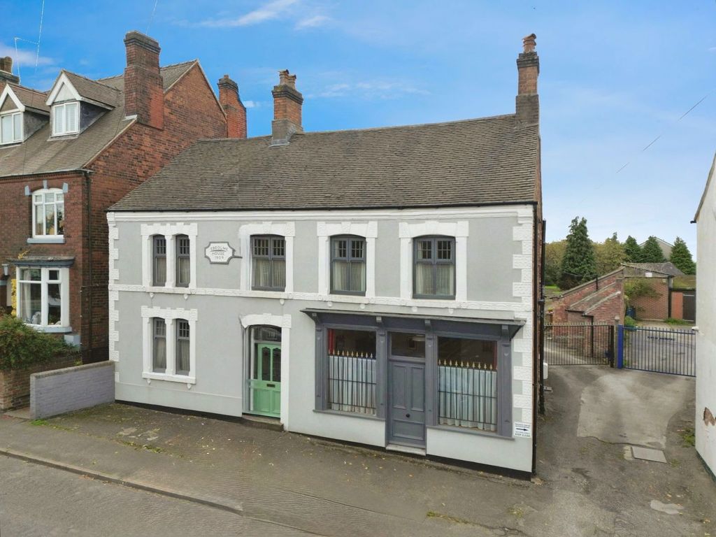 Property photo 1 of 28