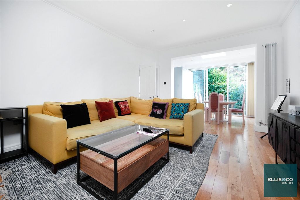 Property photo 1 of 15 Picture No. 04