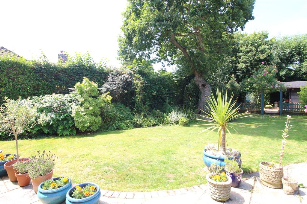 Property photo 3 of 18 Picture No. 23