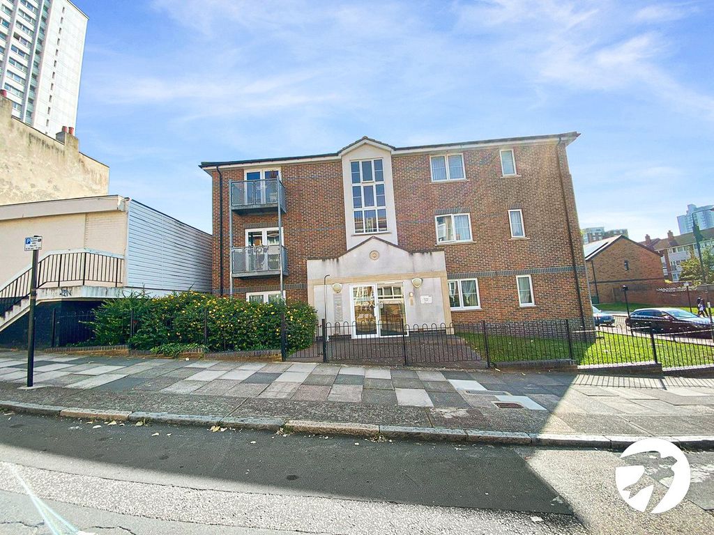 Property photo 1 of 8 Picture No. 05