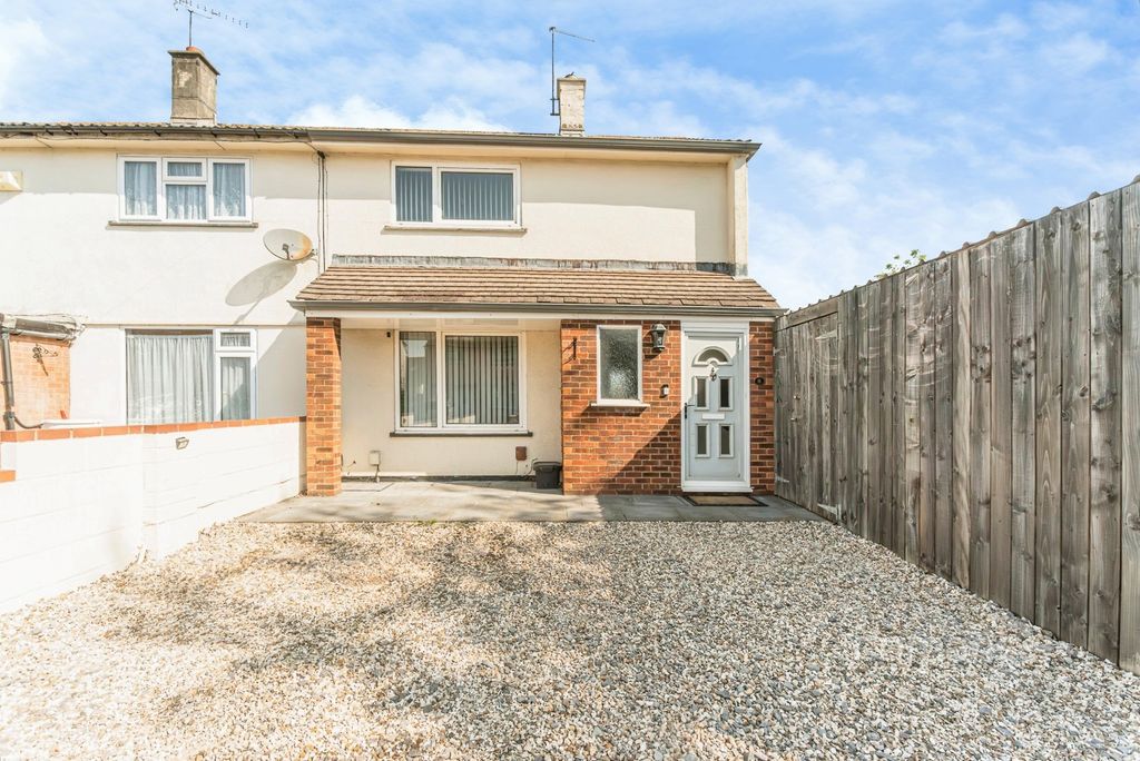 Property photo 1 of 13 House