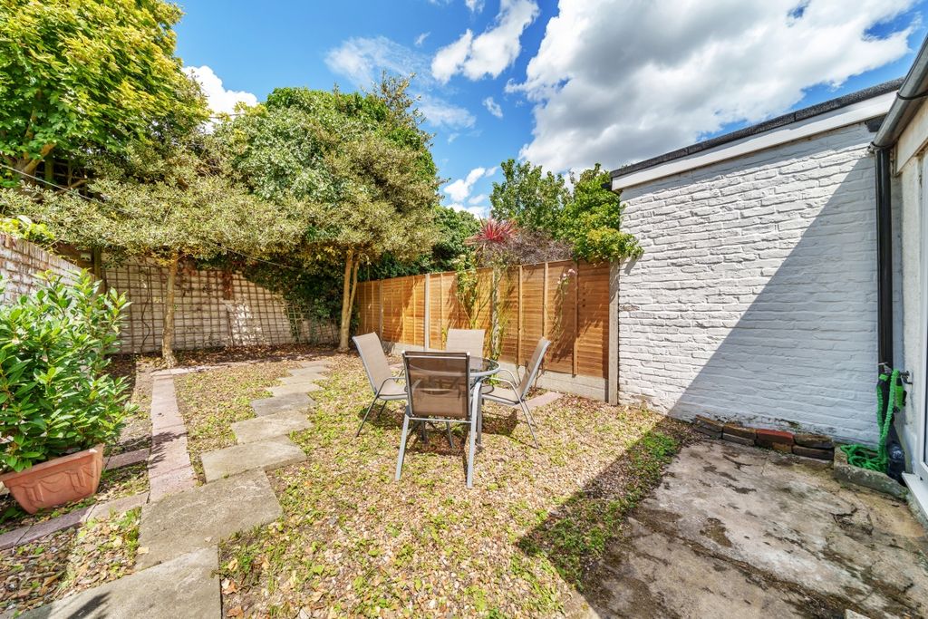 Property photo 1 of 13 1012044 (10)