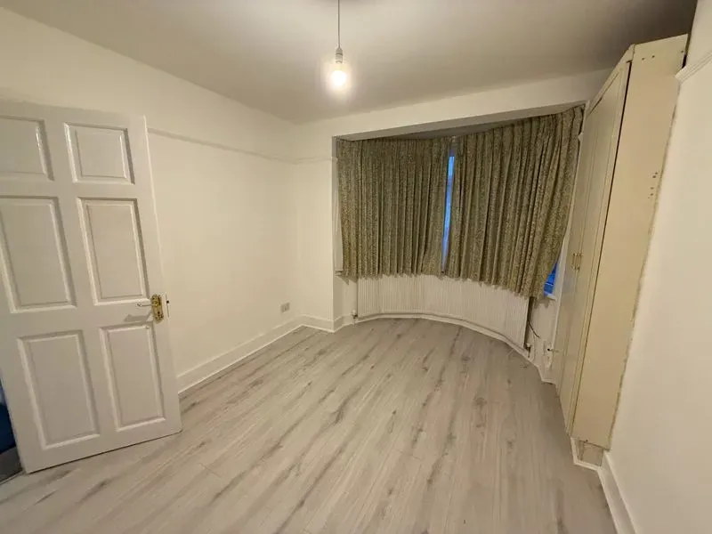 Property photo 2 of 4