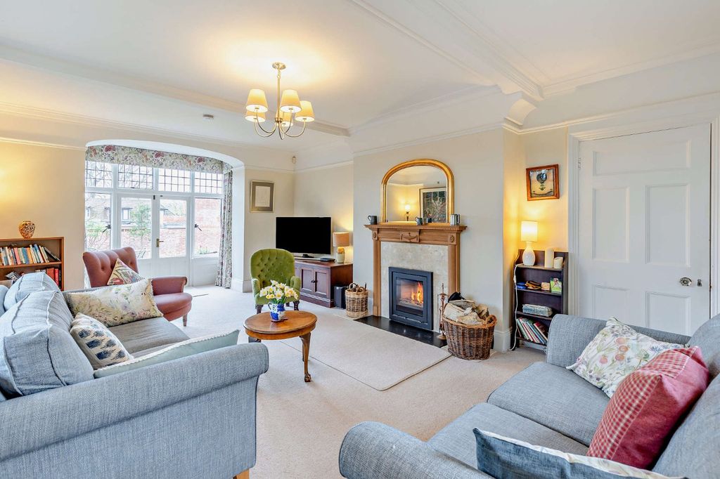 Property photo 2 of 13 Picture No. 07