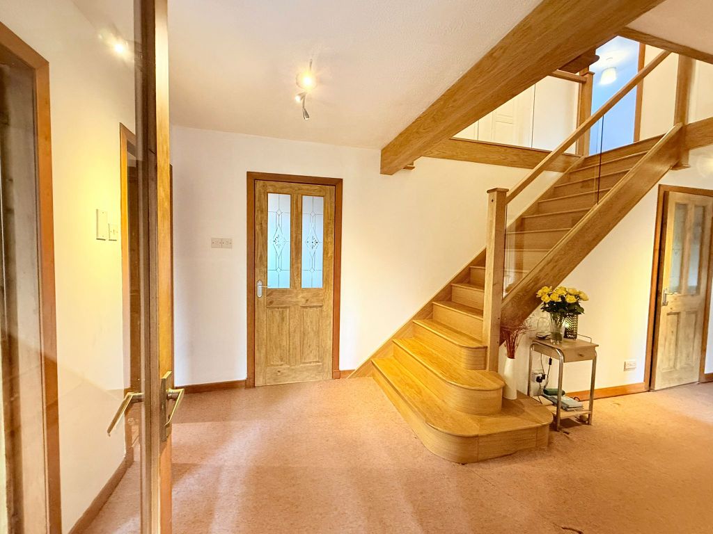 Property photo 2 of 42