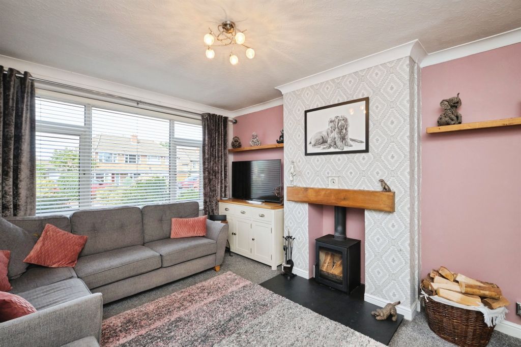 Property photo 2 of 17