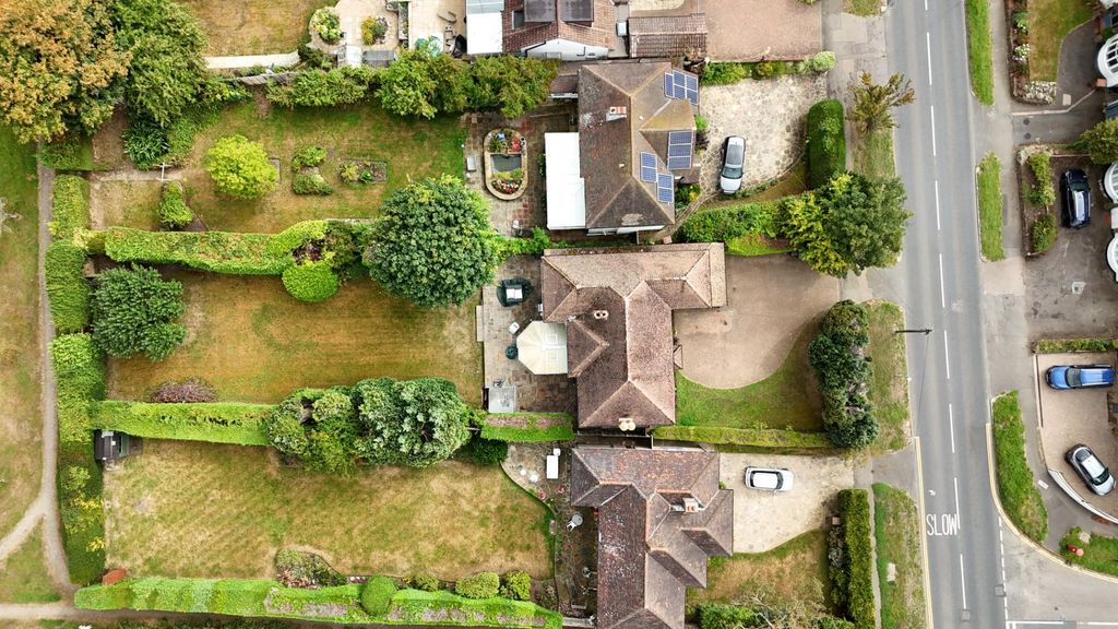 Property photo 2 of 33 Dji_20250818180921_0806_D.Jpg