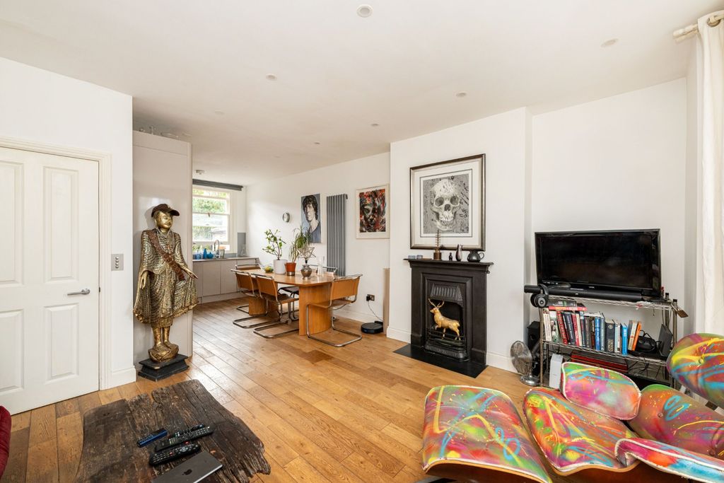 Property photo 2 of 13 Picture No. 29