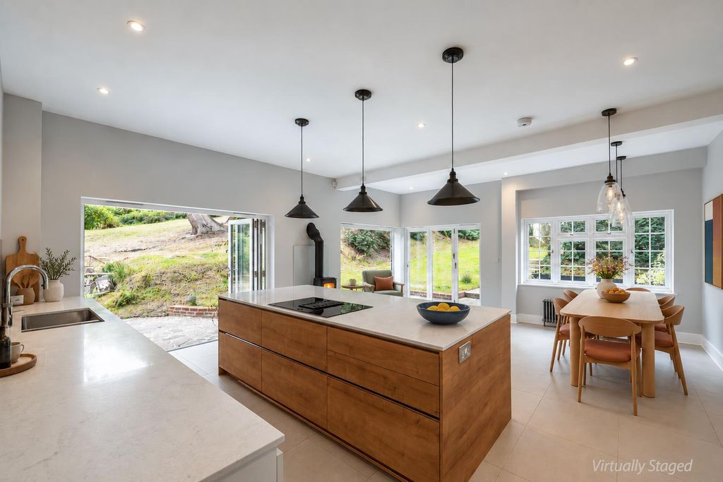 Property photo 3 of 49 Vs 10 Rookery Kitchen Dining.Jpg